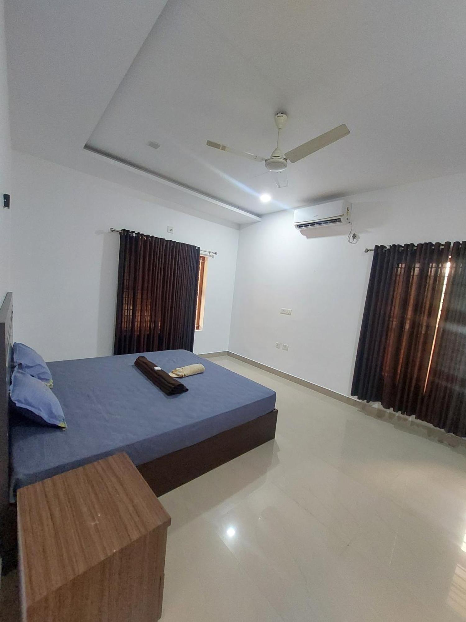 Snow White Villas Athirappilly Zimmer foto